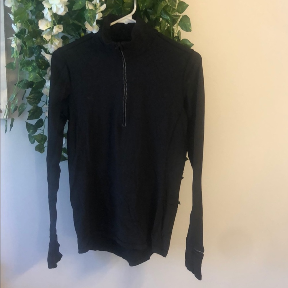 Lululemon - half zip! 🍋